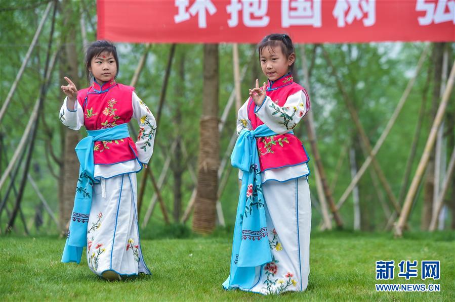 （文化）（5）乡村&ldquo;小京迷&rdquo;唱京戏 传承国粹展才艺