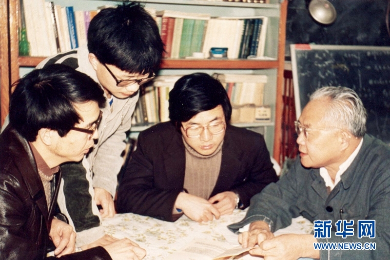 （新华全媒头条）（3）文华逾九章 俊杰胜十书&mdash;&mdash;送别数学大师吴文俊