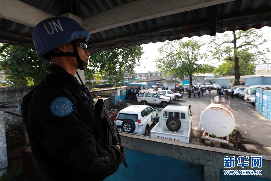 （XHDW）（1）中国维和警察防暴队参加联利团撤离演练获好评