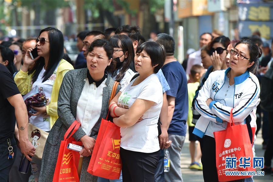 （關注高考）（2）家長百態