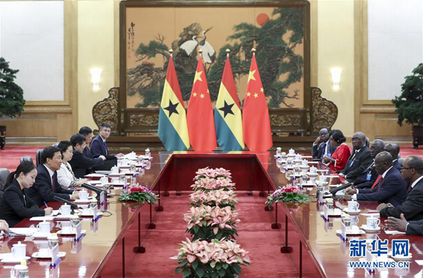 6月22日，國家副主席李源潮在北京人民大會堂與迦納副總統巴武米亞會談。新華社記者 丁林 攝