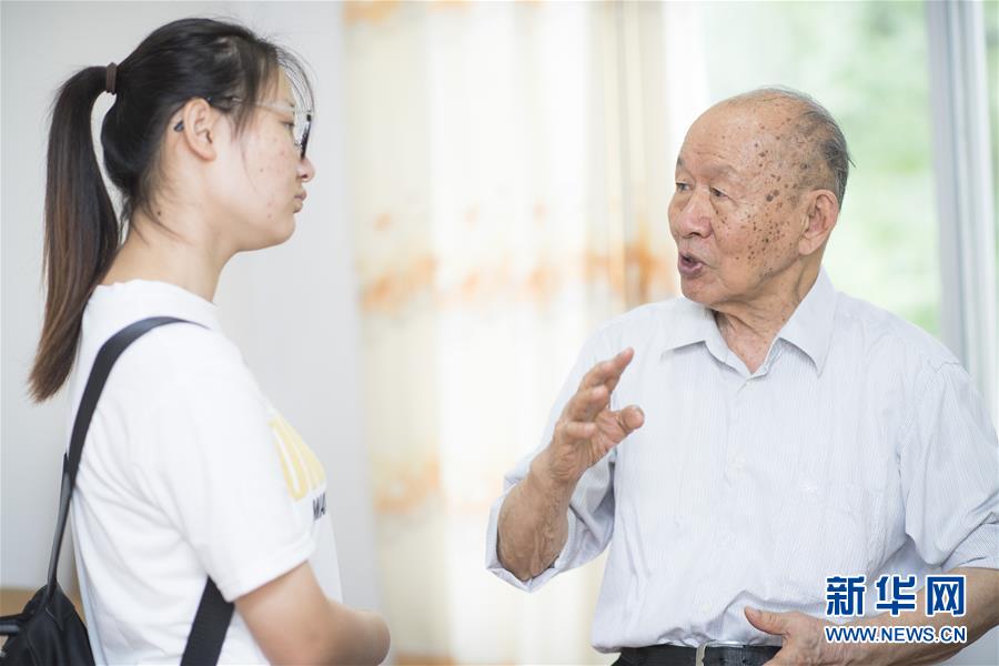 （我是共产党员）（2）&ldquo;百炼成钢&rdquo;的共产党员崔崑