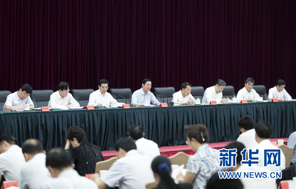 7月12日，中共中央政治局委員、中央書記處書記、中宣部部長劉奇葆在北京出席全國出版工作會議。 新華社記者 丁海濤 攝