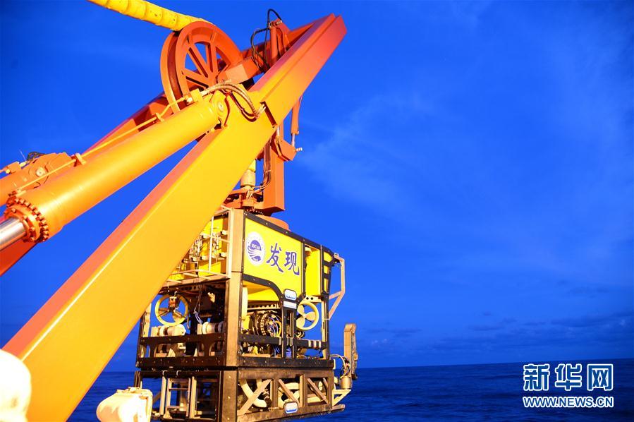 （科技）（2）“发现”号探秘南海冷泉