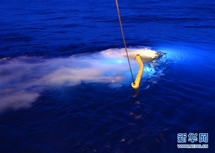 （科技）（3）“发现”号探秘南海冷泉