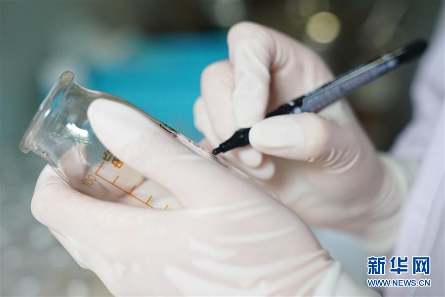 （图片故事）（4）新生儿重症监护病房（NICU）内的&ldquo;37℃关爱&rdquo;