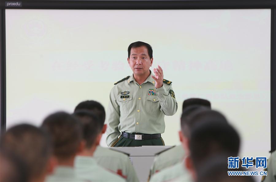 (建军90周年·英雄·图文互动)(1)坚定前行 唯有信仰——独臂将军丁晓兵的“广西时间”