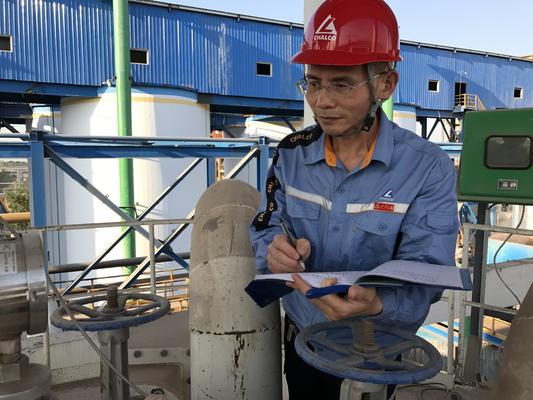 全国五一奖章获得者车间员工王永伟