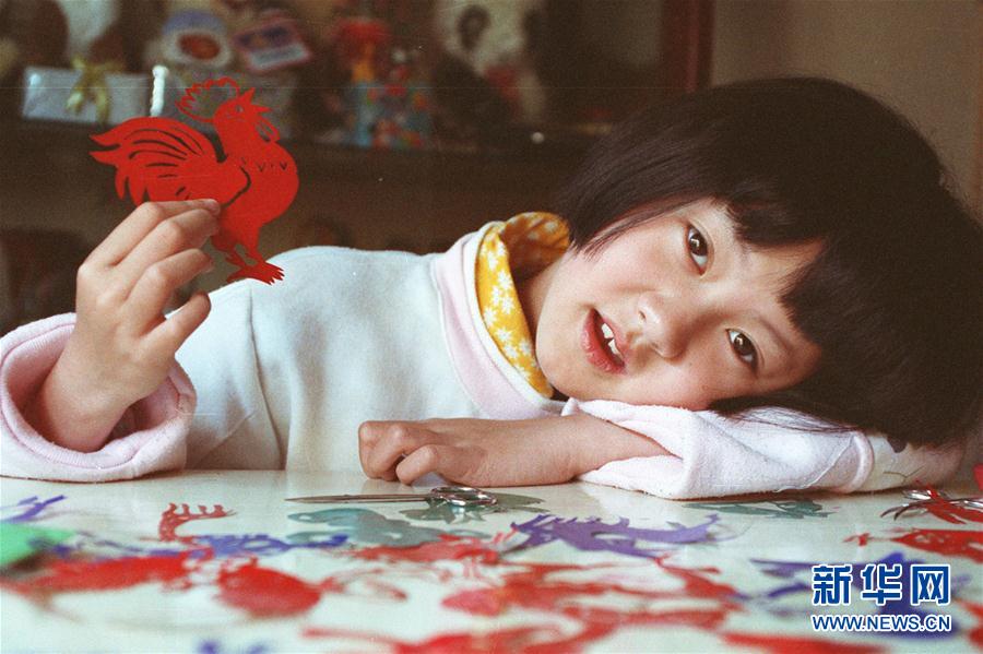 （图片故事）（2）绝症女孩李欢：把&ldquo;爱和坚强&rdquo;吟唱到生命终点