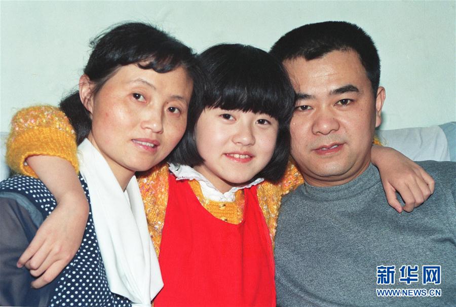 （图片故事）（4）绝症女孩李欢：把&ldquo;爱和坚强&rdquo;吟唱到生命终点