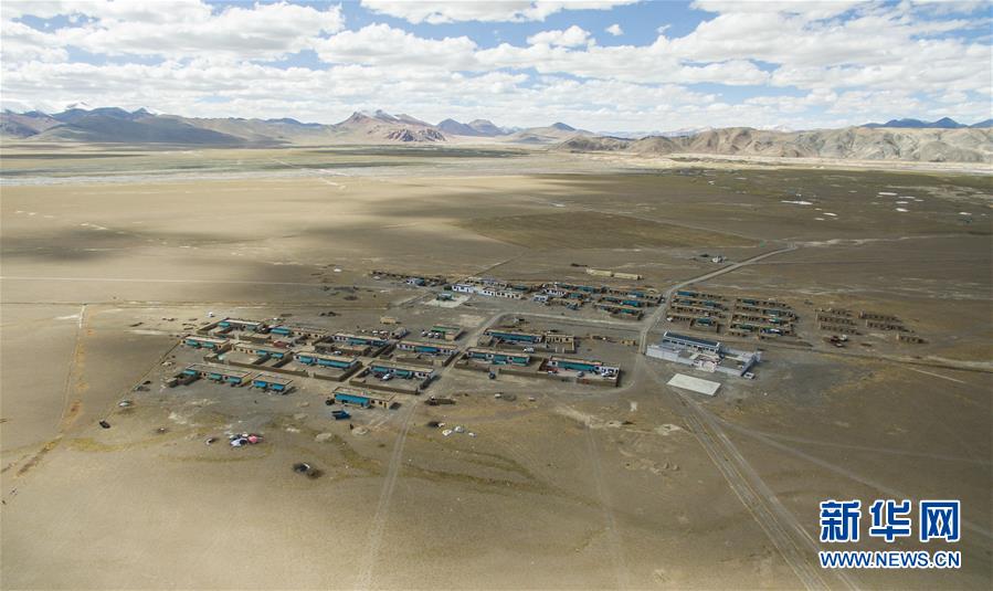 西藏驻村工作队队员的坚守