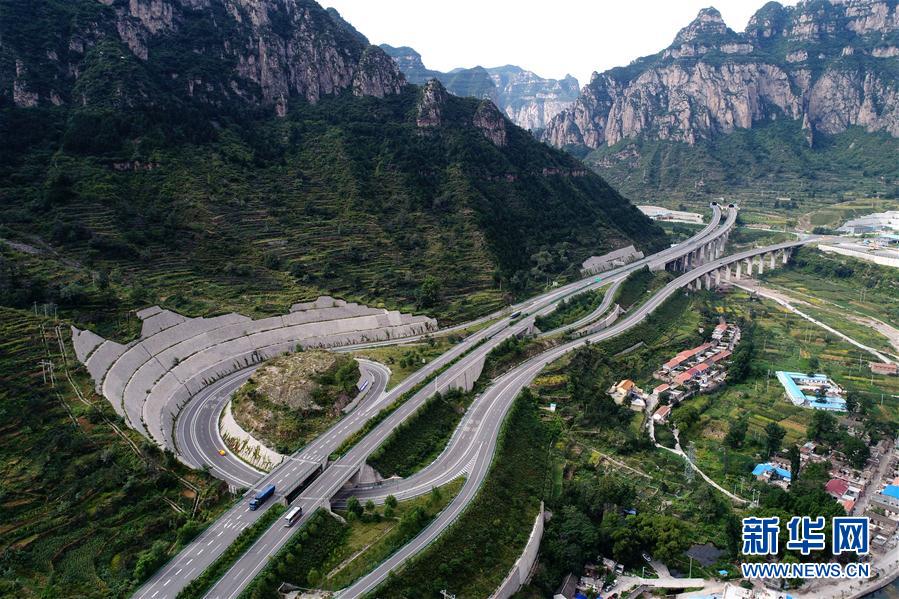 （喜迎十九大&middot;中部崛起写华章）（8）蓬勃发展的交通&ldquo;大动脉&rdquo;