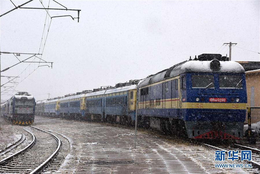 #（环境）（1）内蒙古甘肃等地出现降雪