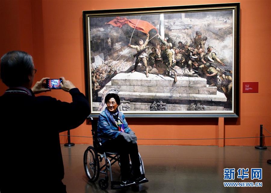 （文化）（2）上海：&ldquo;从石库门到天安门&rdquo;美术作品展开幕