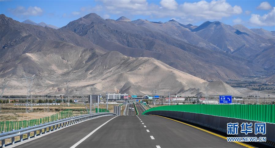 （社會）（1）高等級公路提升西藏交通運輸能力