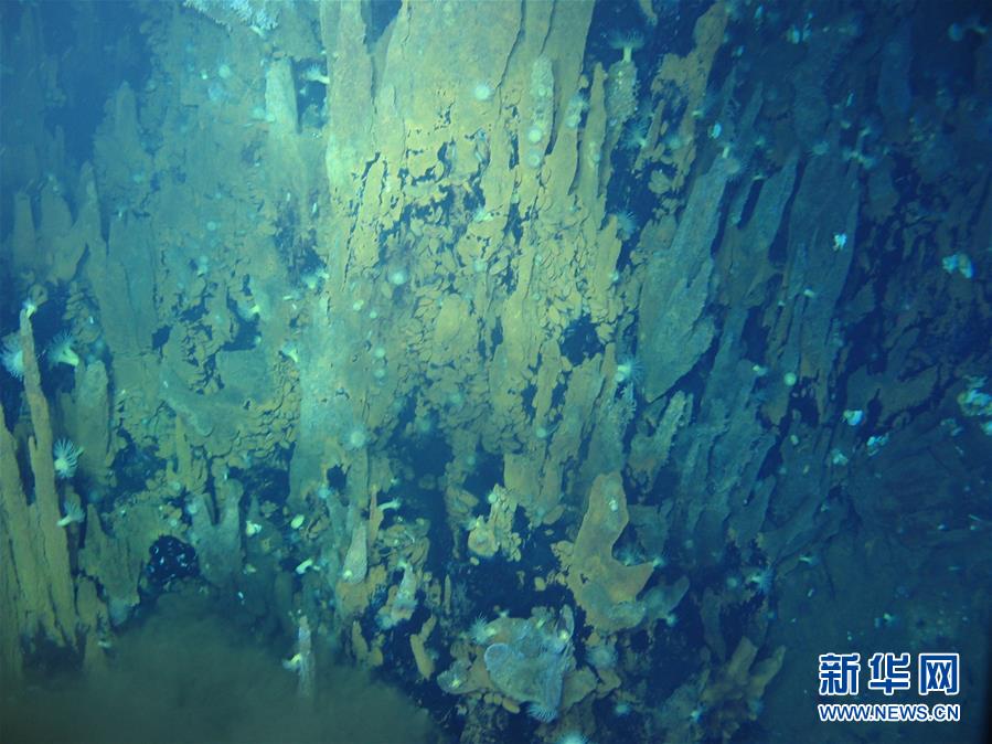 （新華全媒頭條&middot;圖文互動）（2）&ldquo;神奇&rdquo;&middot;&ldquo;神器&rdquo;&middot;&ldquo;神匠&rdquo;──揭秘中國對大洋深處的探尋