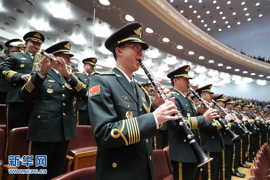 （两会·人大开幕）（5）十二届全国人大五次会议在京开幕