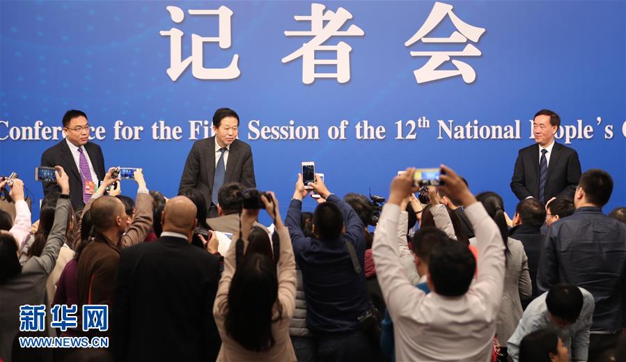 （两会）（10）财政部部长肖捷等就&ldquo;财政工作和财税改革&rdquo;答记者问