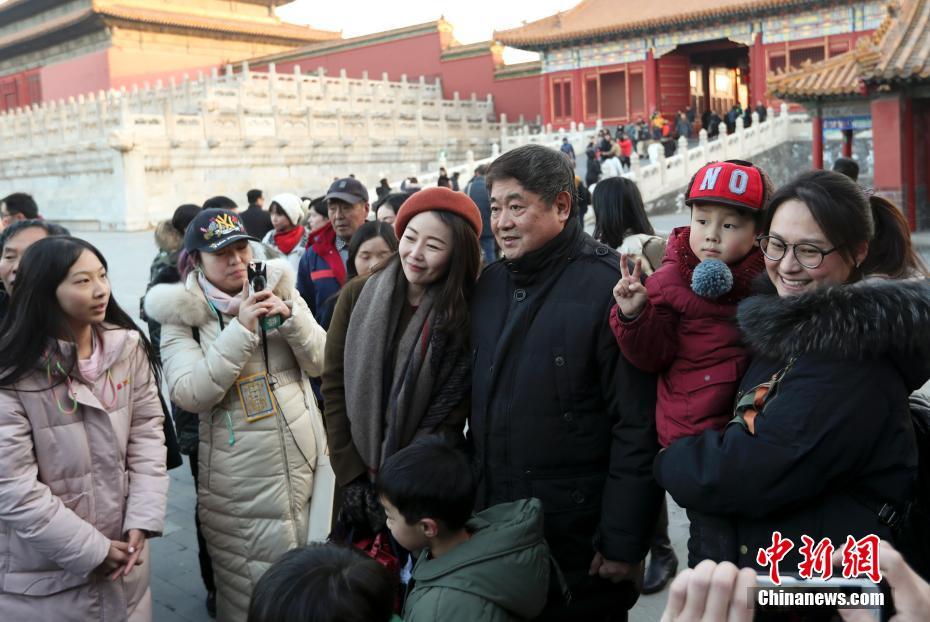 北京故宫进行2017年最后一次开放区域清场封