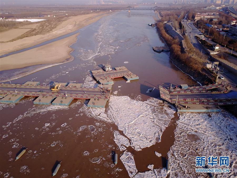 #（环境）（2）山东济南：拆除浮桥迎凌汛