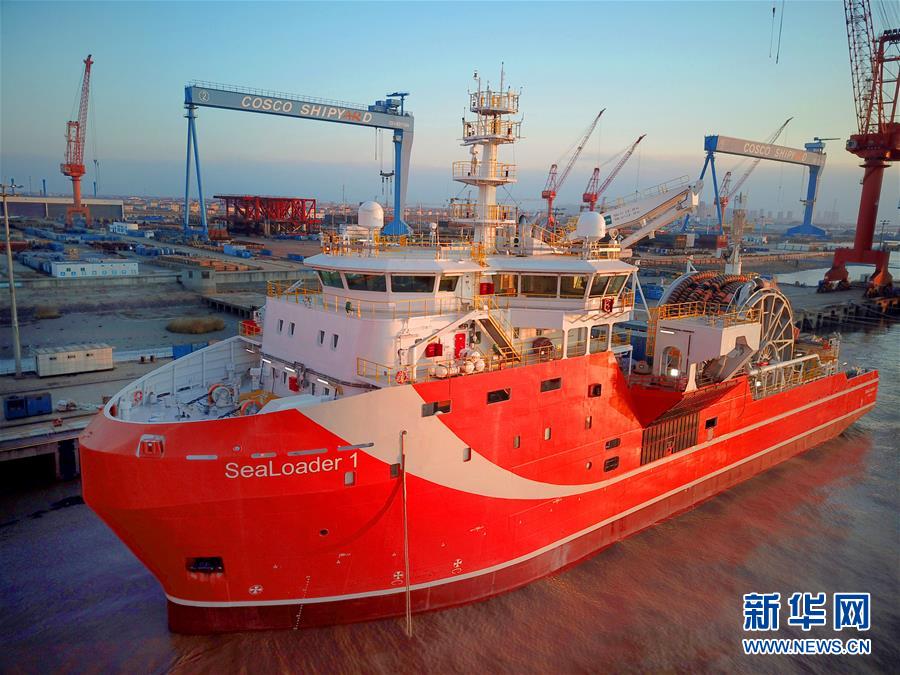 #（经济）（2）江苏南通：新型海洋原油转驳船出海试航