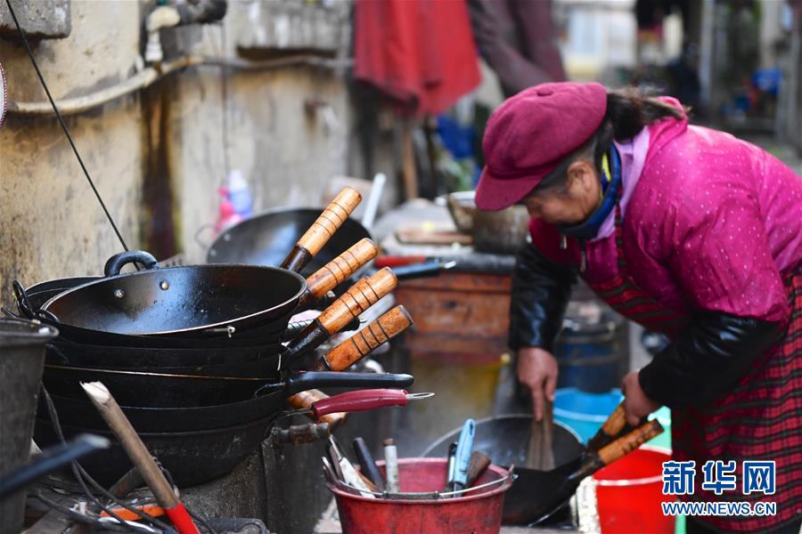 （图文互动）（3）寒冬里的&ldquo;生命厨房&rdquo; 
