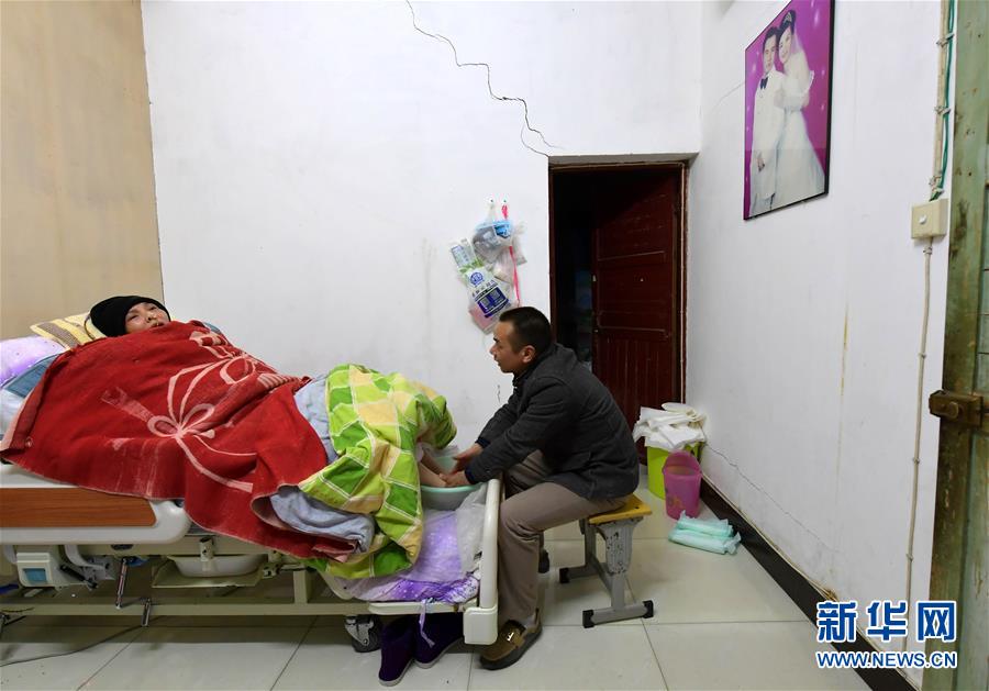 （图片故事）（10）牵了手 一辈子