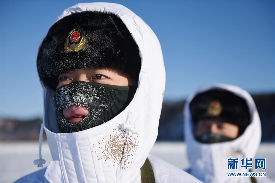 #（社会）（2）坚守在严冬——黑龙江塔河边防官兵极寒天气徒步巡边