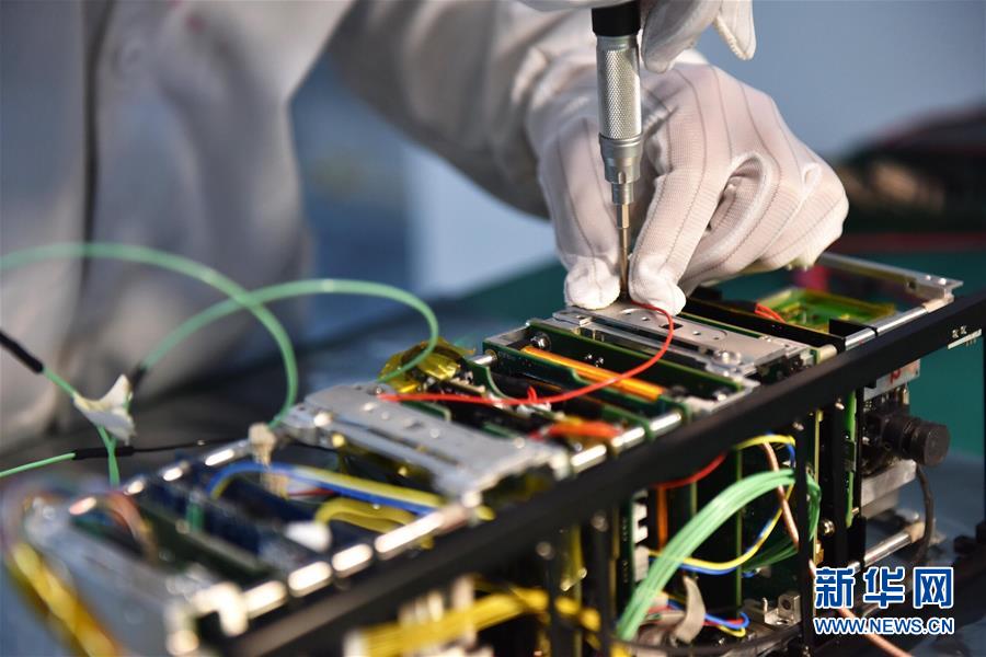 （图文互动）（5）&ldquo;少年星&rdquo;出征 中国首颗教育共享卫星成功发射