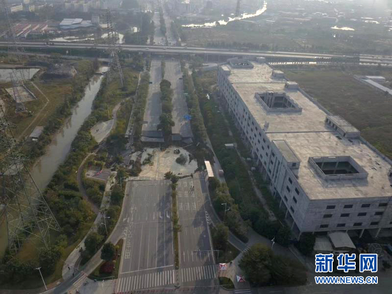（突发事件）广东佛山地铁施工路段发生地面塌陷　8人死亡3人失联