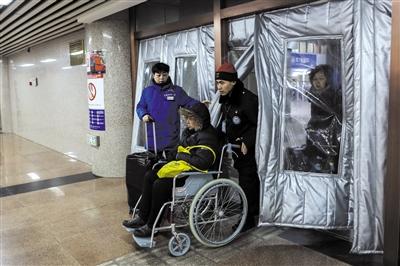 北京西站爱心驿站成立8个月 已完成6082次扶助