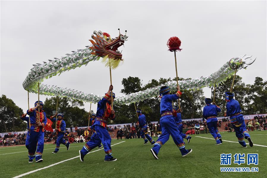 #（文化）（3）广西贺州举行龙狮争霸赛