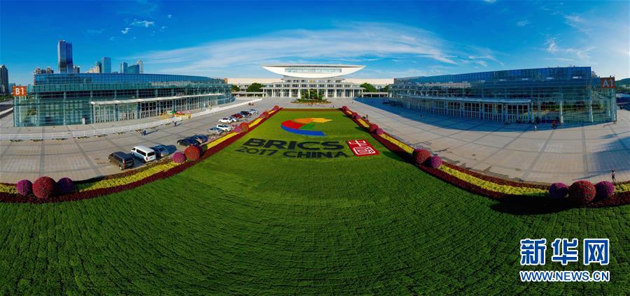 （奋进新时代&middot;迎接两会）（5）开放发展&mdash;&mdash;推动形成全面开放新格局