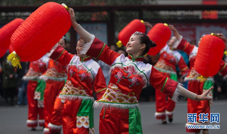 （社会）（27）欢欢喜喜闹元宵
