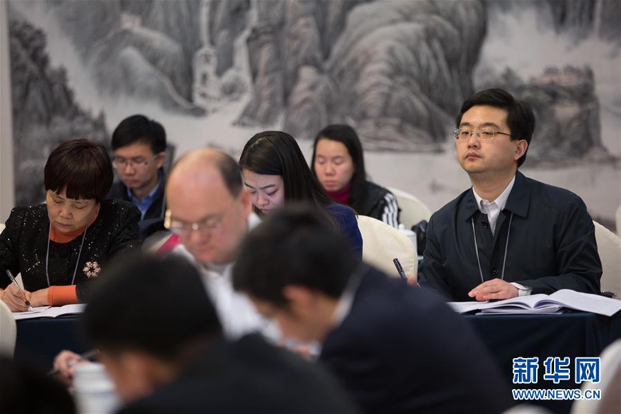 凝聚共识 提振信心--2018年国办旁听全国两会