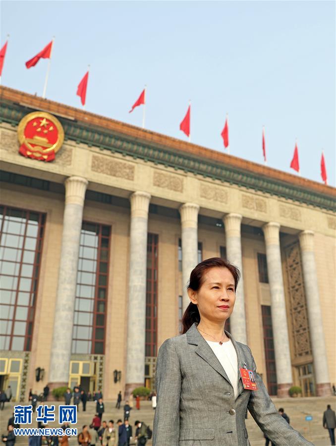 （两会&middot;基层代表履职故事）（1）全国人大代表李潞：承载生命嘱托 坚守医生职责