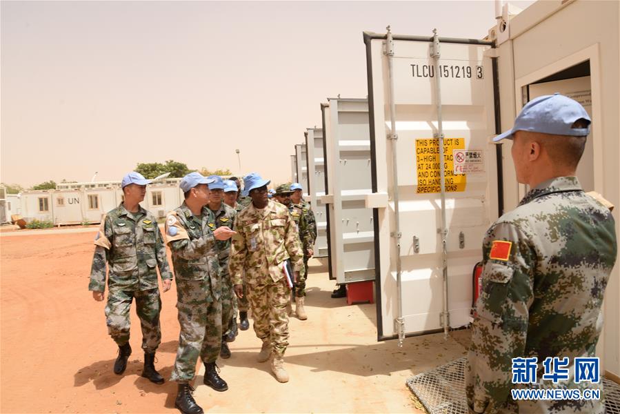（XHDW&middot;图文互动）&ldquo;中国军队堪称一流！&rdquo;&mdash;&mdash;记中国首支维和直升机分队高标准通过联非达团首次军事能力评估
