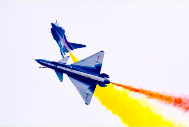 超燃!歼-10飞机首飞20年,特别视频首度公开