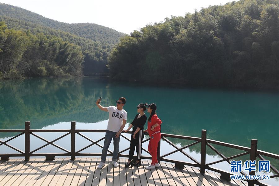 （美丽中国）（5）绿色石塘 幸福人家