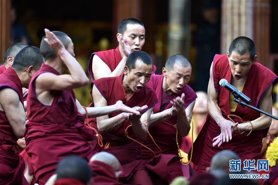 （XHDW）（1）西藏9名僧人获得格西拉让巴学位