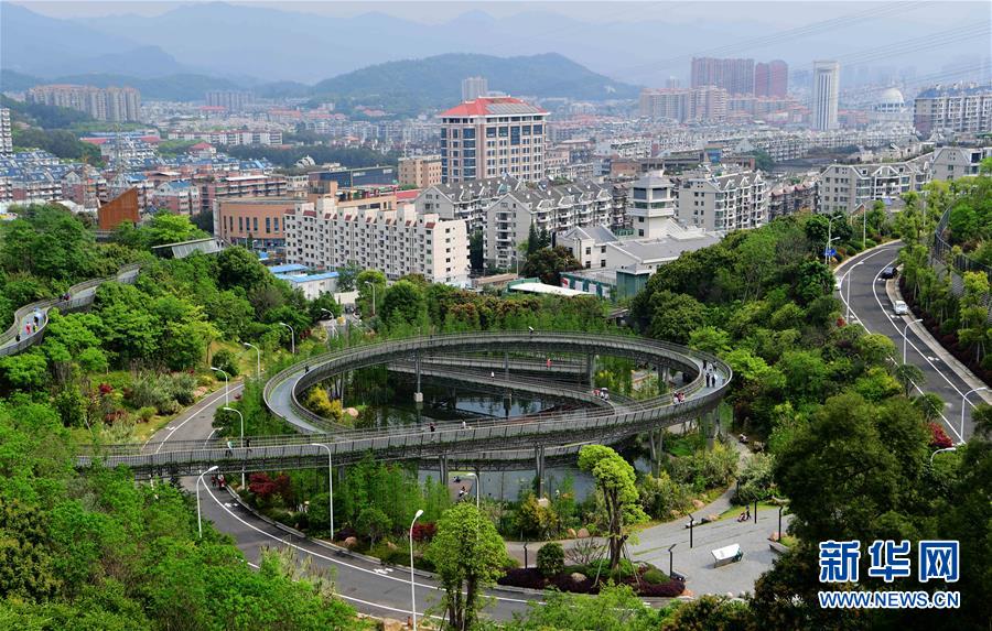 （春季美丽生态）（2） 福州：空中步行道 人在画中游