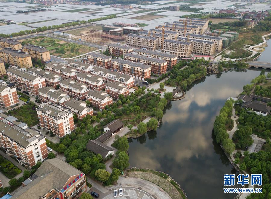 （新华全媒头条&middot;图文互动）（7）新华社评论员：厚植生态文明 耕耘美丽中国