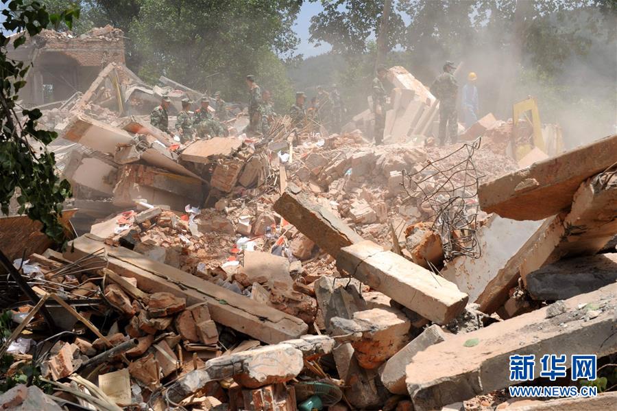 (社会)(7)震后十年 木鱼中学巨变