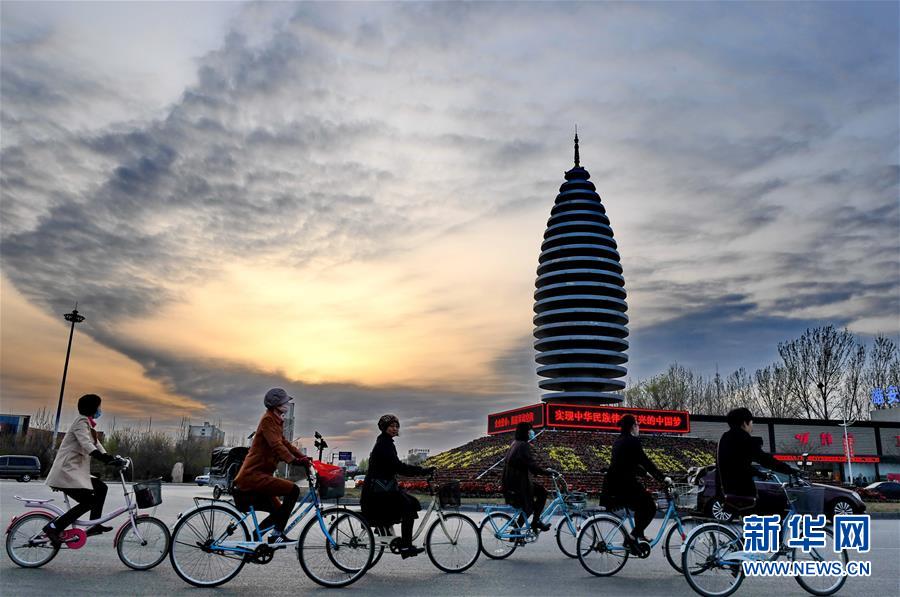 （新华全媒头条&middot;图文互动）（1）奋进新时代　建设雄安城&mdash;&mdash;以习近平同志为核心的党中央谋划指导《河北雄安新区规划纲要》编制纪实