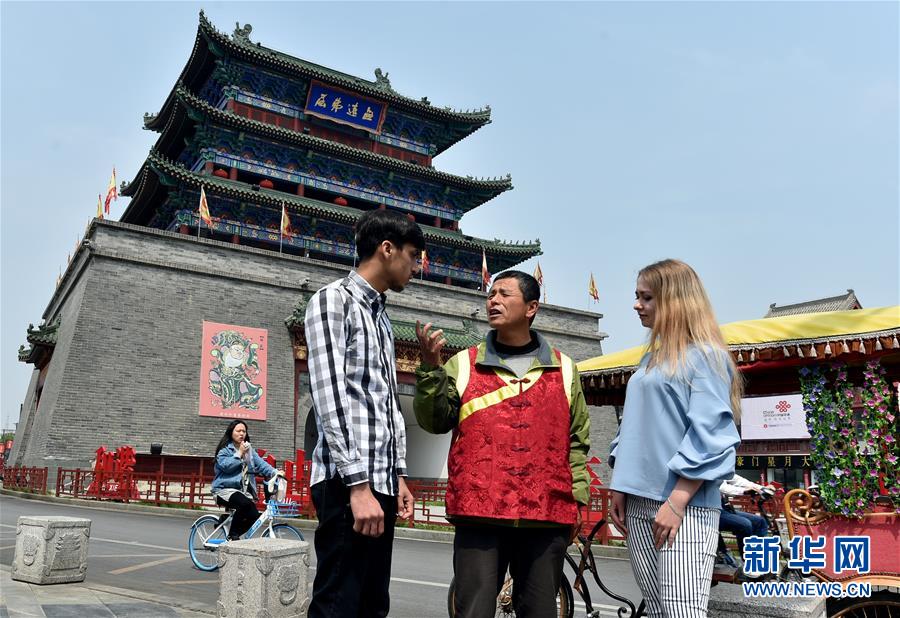 （图片故事）（5）精通英语的&ldquo;骆驼祥子&rdquo;