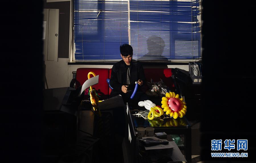 （图片故事）（8）小小气球放飞创业梦想