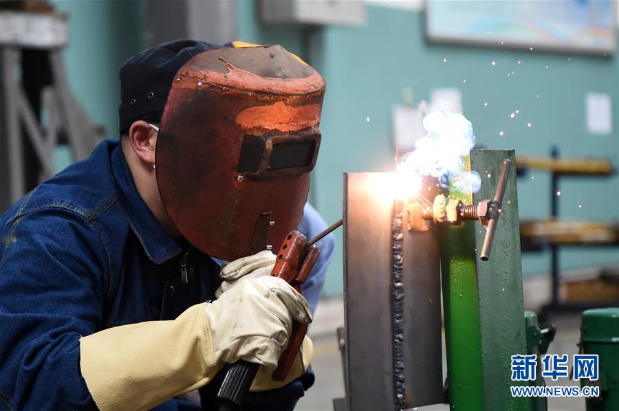 （社会）（6）&ldquo;火车医生&rdquo;技能比拼