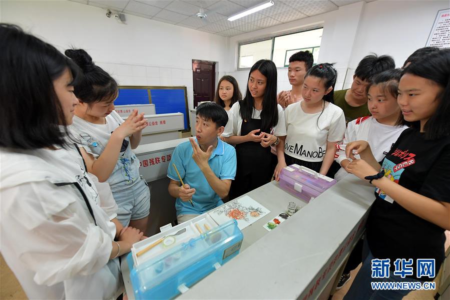 （图片故事）（2）李焕秋：守护无声世界中的那些梦想