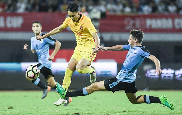 体艺苑】中国队3:1战胜日本队 时隔6年再捧汤姆斯杯