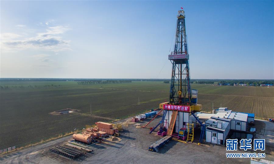 （科技）（1）我国超级钻机&ldquo;地壳一号&rdquo;创亚洲国家大陆科学钻井新纪录